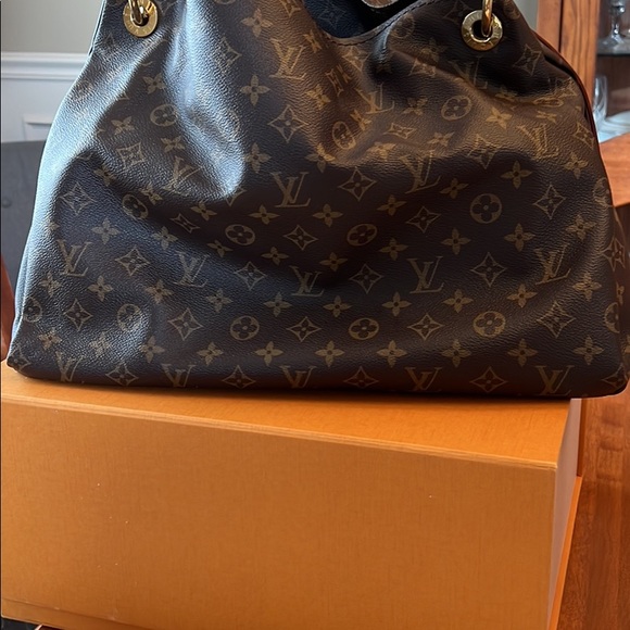 Louis Vuitton Artsy MM bag - Picture 2 of 9